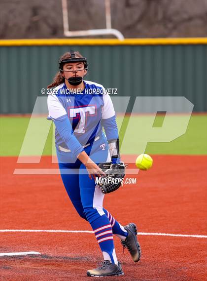 Thumbnail 2 in Wylie vs Temple photogallery.