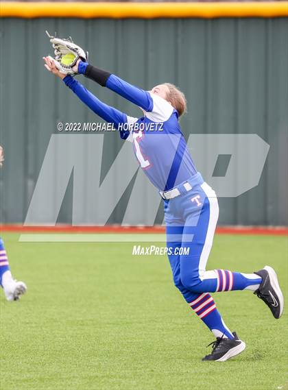 Thumbnail 2 in Wylie vs Temple photogallery.