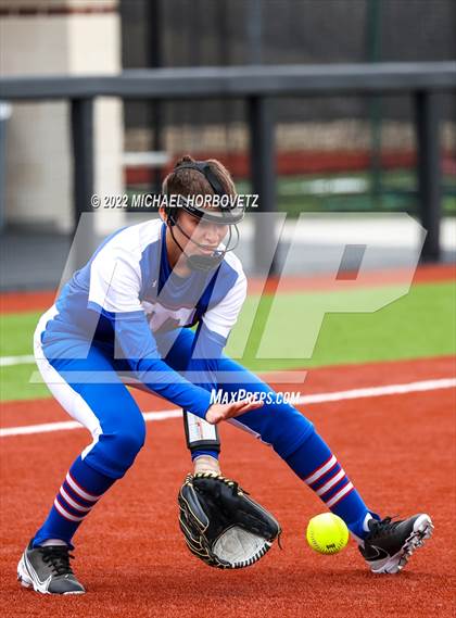 Thumbnail 2 in Wylie vs Temple photogallery.