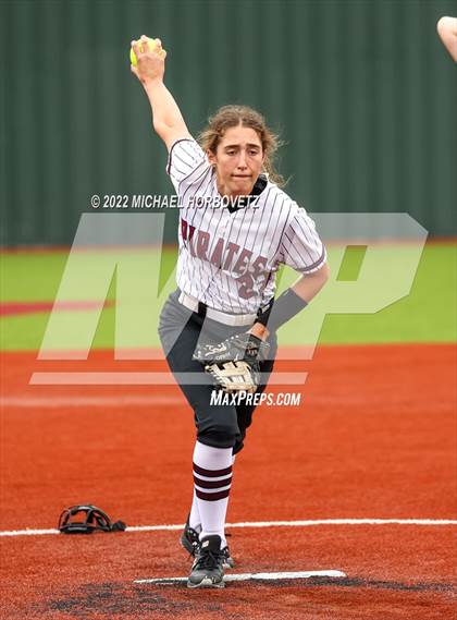 Thumbnail 1 in Wylie vs Temple photogallery.