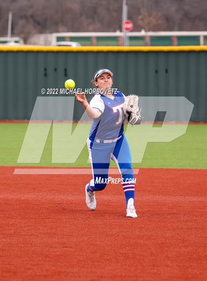 Thumbnail 3 in Wylie vs Temple photogallery.
