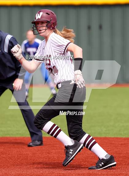 Thumbnail 1 in Wylie vs Temple photogallery.