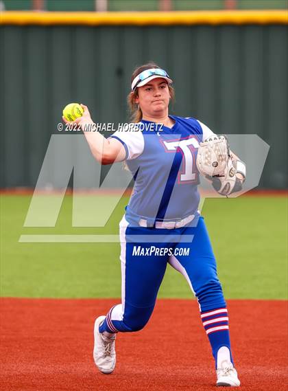 Thumbnail 3 in Wylie vs Temple photogallery.