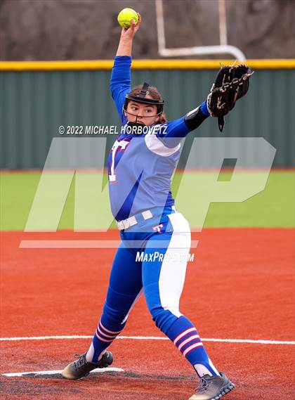 Thumbnail 2 in Wylie vs Temple photogallery.