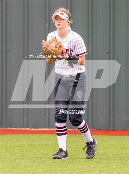 Thumbnail 1 in Wylie vs Temple photogallery.