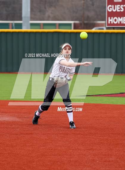 Thumbnail 1 in Wylie vs Temple photogallery.