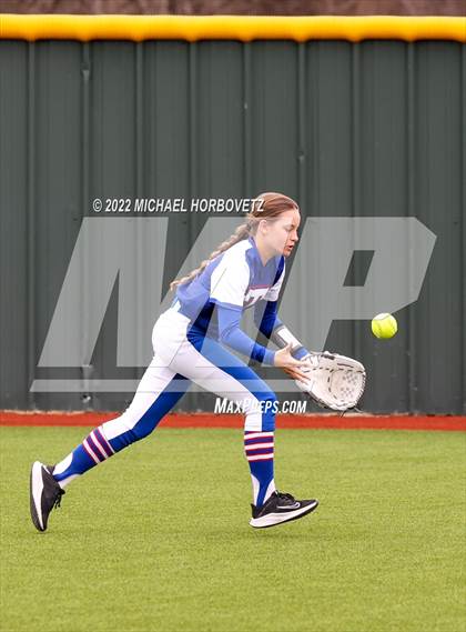 Thumbnail 2 in Wylie vs Temple photogallery.