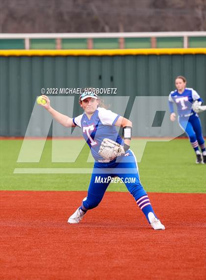 Thumbnail 3 in Wylie vs Temple photogallery.