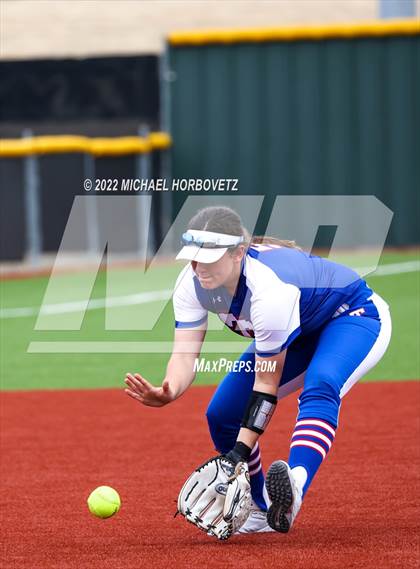 Thumbnail 1 in Wylie vs Temple photogallery.