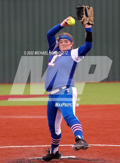 Thumbnail 3 in Wylie vs Temple photogallery.
