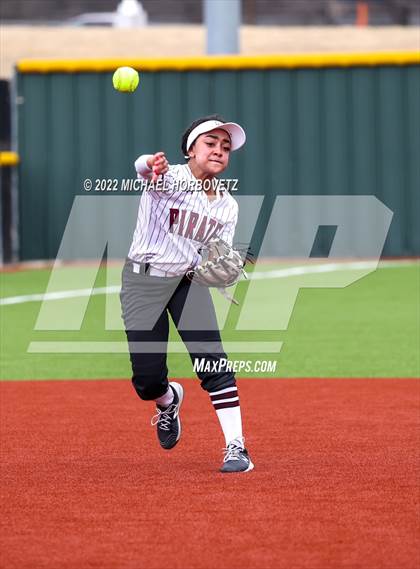 Thumbnail 1 in Wylie vs Temple photogallery.