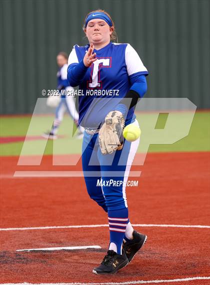 Thumbnail 1 in Wylie vs Temple photogallery.