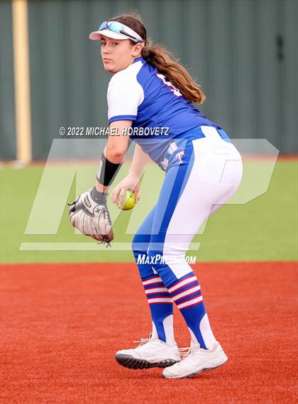 Thumbnail 3 in Wylie vs Temple photogallery.
