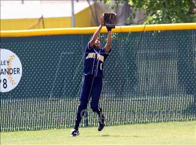 Thumbnail 1 in Stony Point vs. Spring photogallery.