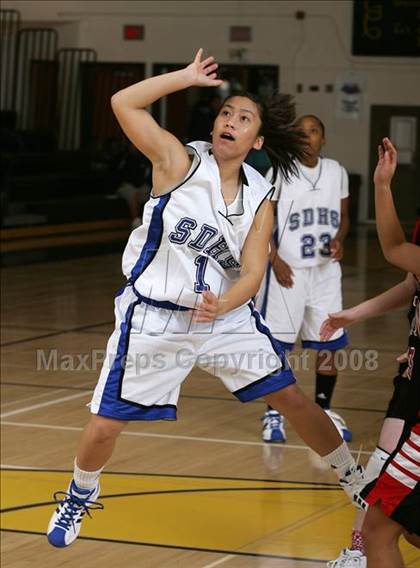 Thumbnail 1 in Canyon Crest Academy vs. San Diego (So Cal Holiday Classic) photogallery.