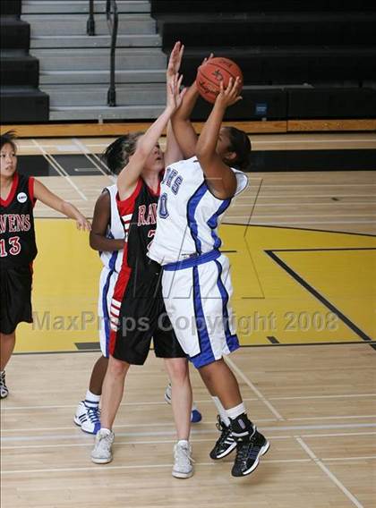 Thumbnail 1 in Canyon Crest Academy vs. San Diego (So Cal Holiday Classic) photogallery.