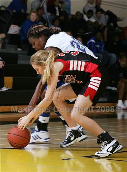 Thumbnail 1 in Canyon Crest Academy vs. San Diego (So Cal Holiday Classic) photogallery.