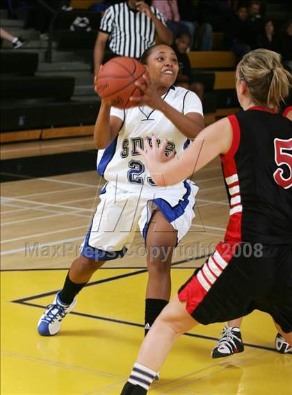 Thumbnail 3 in Canyon Crest Academy vs. San Diego (So Cal Holiday Classic) photogallery.