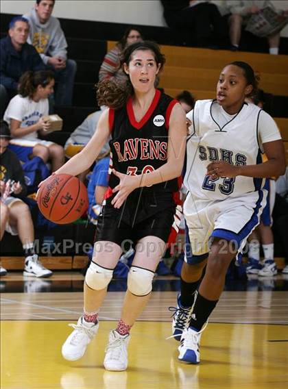 Thumbnail 3 in Canyon Crest Academy vs. San Diego (So Cal Holiday Classic) photogallery.