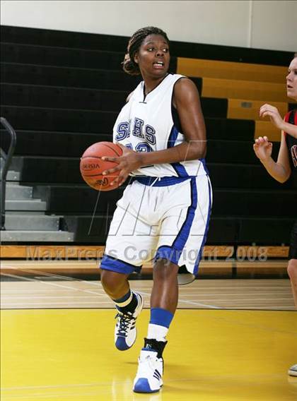 Thumbnail 2 in Canyon Crest Academy vs. San Diego (So Cal Holiday Classic) photogallery.