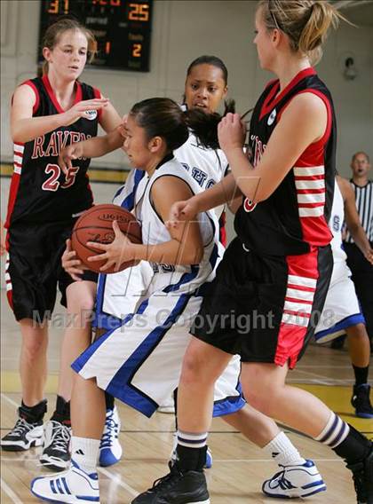 Thumbnail 3 in Canyon Crest Academy vs. San Diego (So Cal Holiday Classic) photogallery.