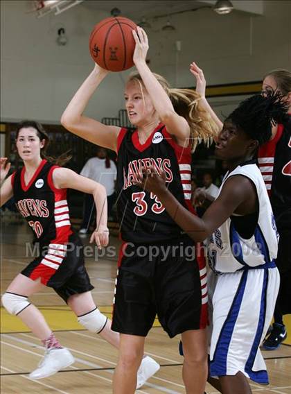 Thumbnail 2 in Canyon Crest Academy vs. San Diego (So Cal Holiday Classic) photogallery.
