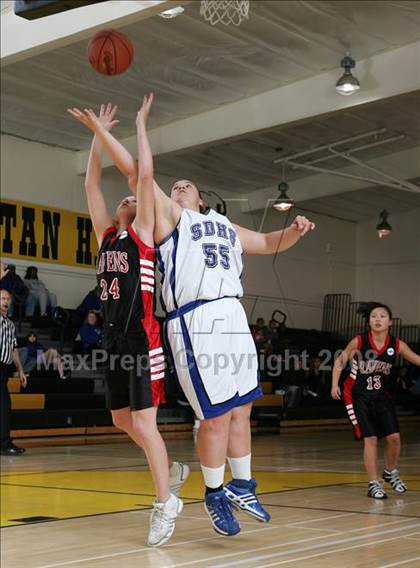 Thumbnail 3 in Canyon Crest Academy vs. San Diego (So Cal Holiday Classic) photogallery.