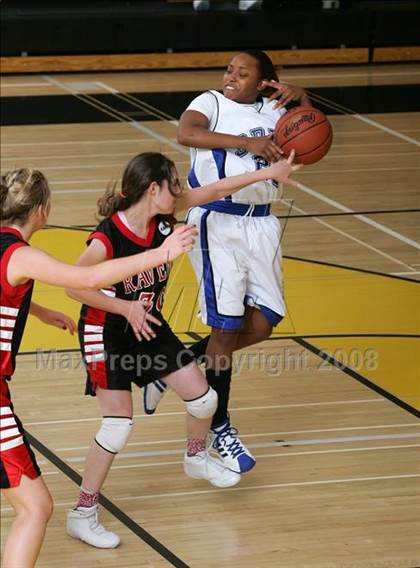 Thumbnail 3 in Canyon Crest Academy vs. San Diego (So Cal Holiday Classic) photogallery.