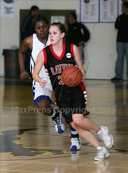 Thumbnail 3 in Canyon Crest Academy vs. San Diego (So Cal Holiday Classic) photogallery.