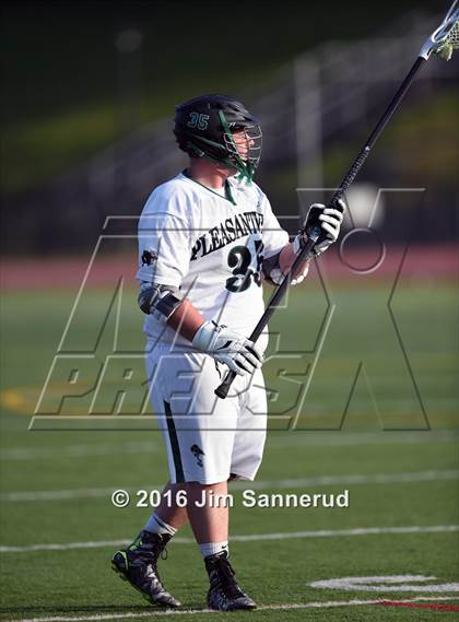 Thumbnail 1 in Bronxville vs. Pleasantville (Section 1 Class C Final) photogallery.