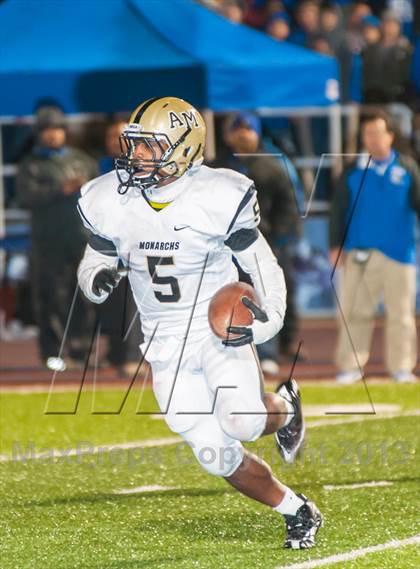 Thumbnail 2 in Archbishop Mitty vs. Serra (CIF CCS Open Division Final) photogallery.