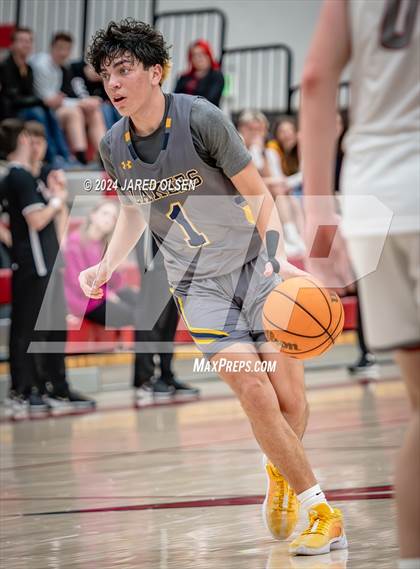 Thumbnail 1 in Bonneville vs Cedar Valley (UHSAA 5A Round 1) photogallery.