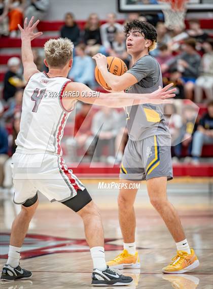 Thumbnail 3 in Bonneville vs Cedar Valley (UHSAA 5A Round 1) photogallery.