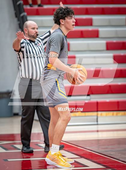 Thumbnail 1 in Bonneville vs Cedar Valley (UHSAA 5A Round 1) photogallery.