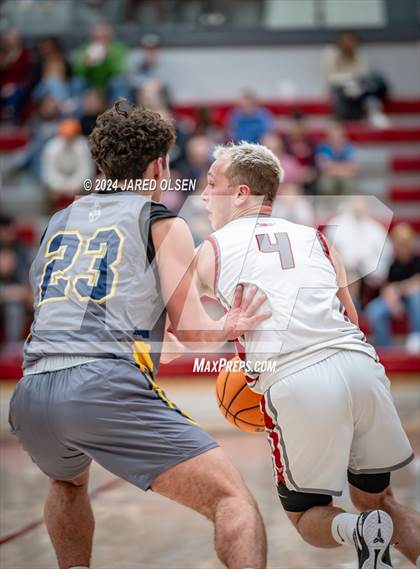 Thumbnail 2 in Bonneville vs Cedar Valley (UHSAA 5A Round 1) photogallery.