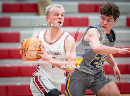 Thumbnail 1 in Bonneville vs Cedar Valley (UHSAA 5A Round 1) photogallery.