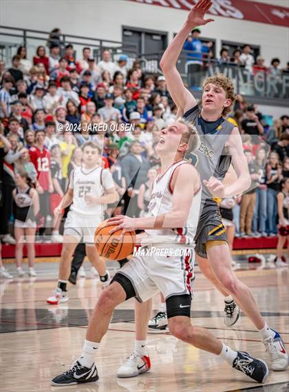 Thumbnail 3 in Bonneville vs Cedar Valley (UHSAA 5A Round 1) photogallery.