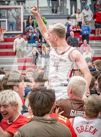 Thumbnail 3 in Bonneville vs Cedar Valley (UHSAA 5A Round 1) photogallery.