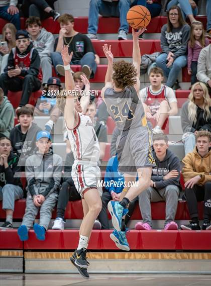 Thumbnail 2 in Bonneville vs Cedar Valley (UHSAA 5A Round 1) photogallery.