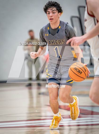 Thumbnail 2 in Bonneville vs Cedar Valley (UHSAA 5A Round 1) photogallery.