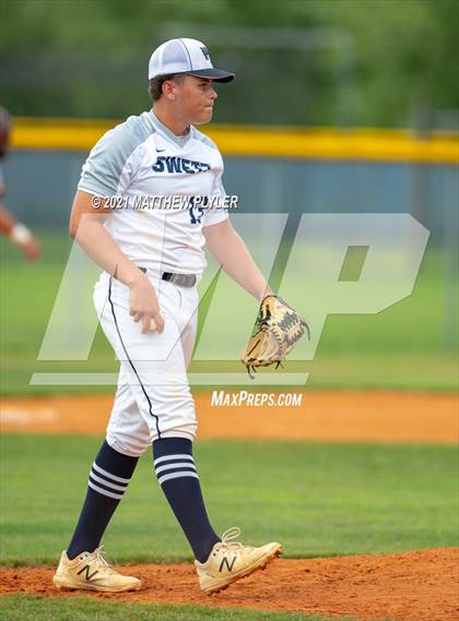 Thumbnail 2 in Lumberton @ Purnell Swett photogallery.