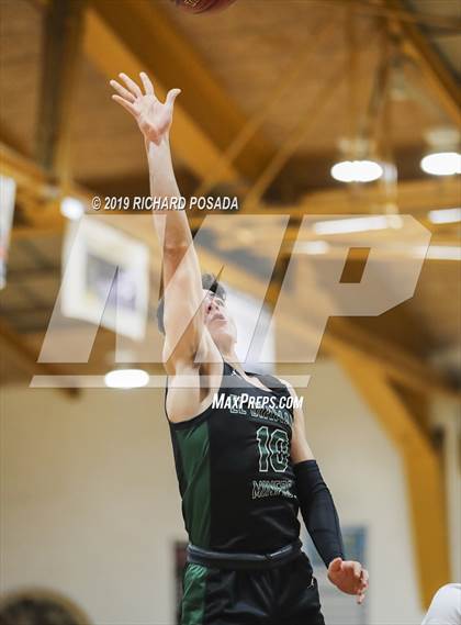 Thumbnail 1 in El Diamante vs. Dinuba (Polly Wilhelmsen Invitational) photogallery.