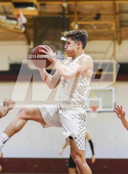 Thumbnail 1 in El Diamante vs. Dinuba (Polly Wilhelmsen Invitational) photogallery.