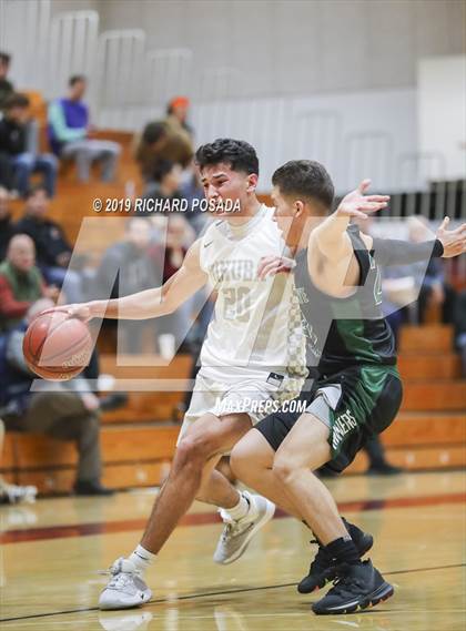 Thumbnail 3 in El Diamante vs. Dinuba (Polly Wilhelmsen Invitational) photogallery.