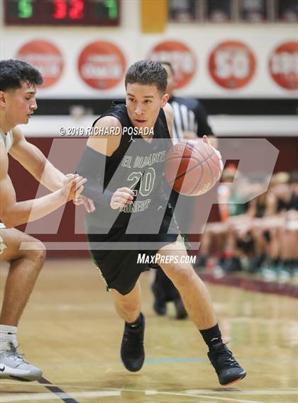 Thumbnail 1 in El Diamante vs. Dinuba (Polly Wilhelmsen Invitational) photogallery.
