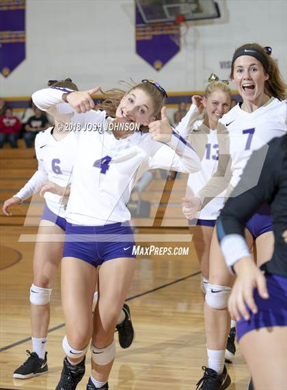 Thumbnail 1 in Clayton vs. Elmwood (WIAA D4 Regional Semifinal) photogallery.