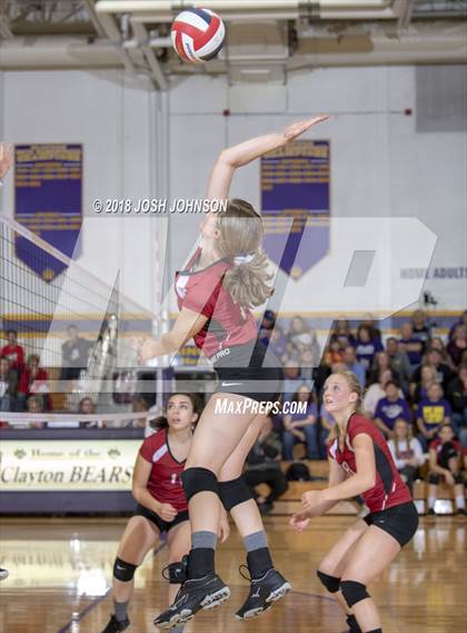 Thumbnail 1 in Clayton vs. Elmwood (WIAA D4 Regional Semifinal) photogallery.