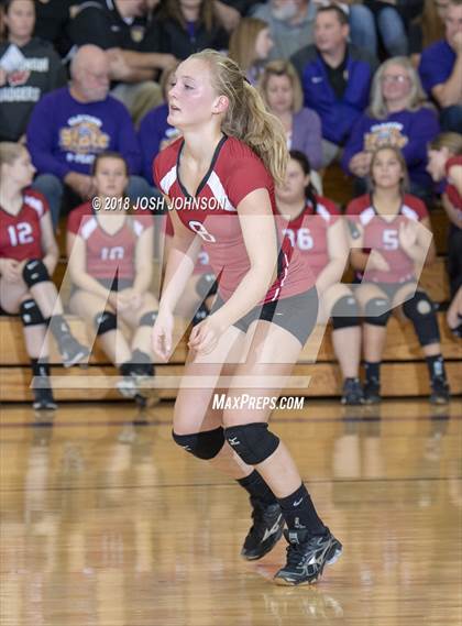 Thumbnail 2 in Clayton vs. Elmwood (WIAA D4 Regional Semifinal) photogallery.
