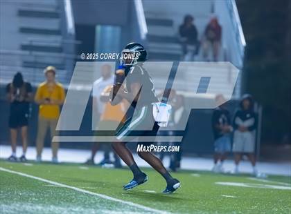 Thumbnail 2 in Grayson vs Collins Hill (MaxPreps Game of the Week) photogallery.