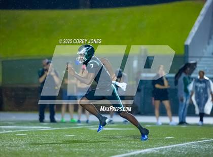 Thumbnail 3 in Grayson vs Collins Hill (MaxPreps Game of the Week) photogallery.